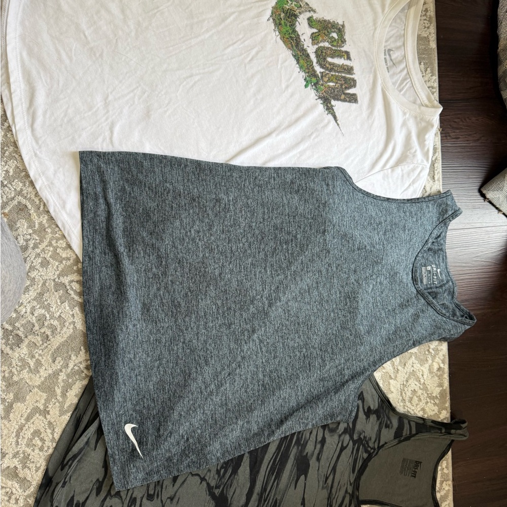 Nike Tank Top and Tee Bundle, Women’s size Large